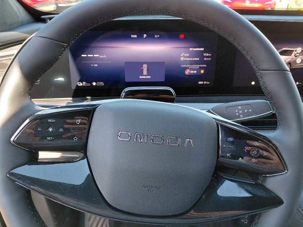 Vozidlo OMODA 9 SHS