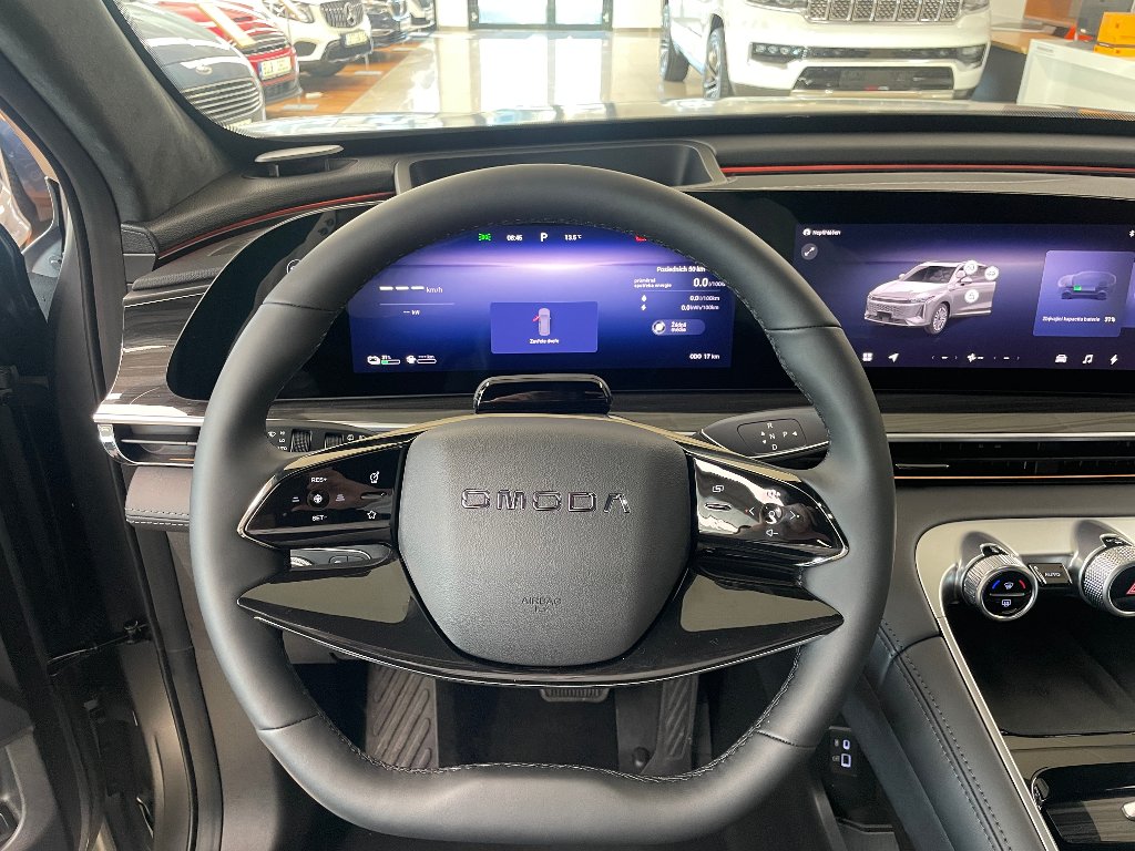 Vozidlo OMODA 9 SHS