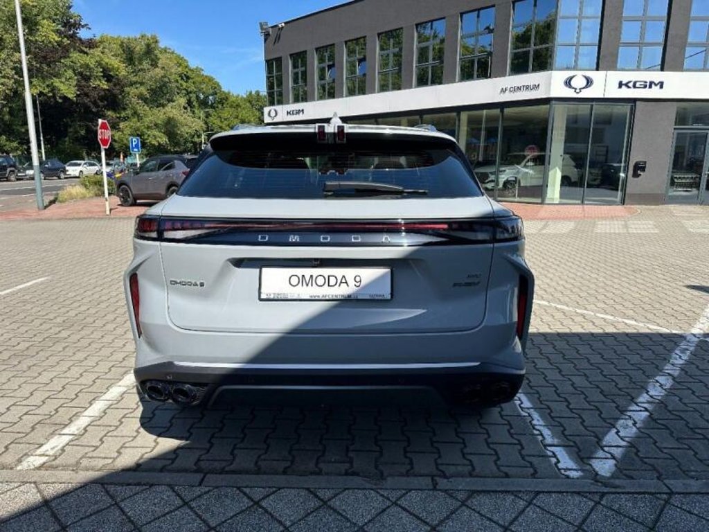 Vozidlo OMODA 9 SHS-P