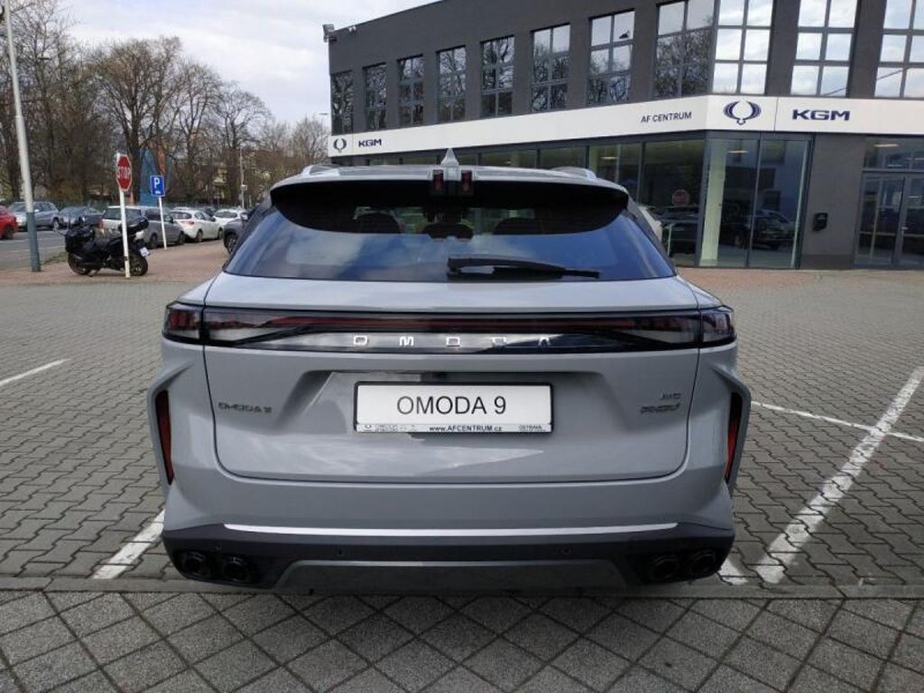 Vozidlo OMODA 9 SHS