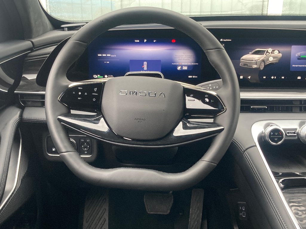 Vozidlo OMODA 9 SHS