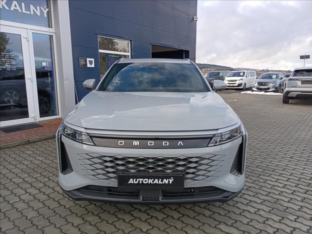 Vozidlo OMODA 9 SHS