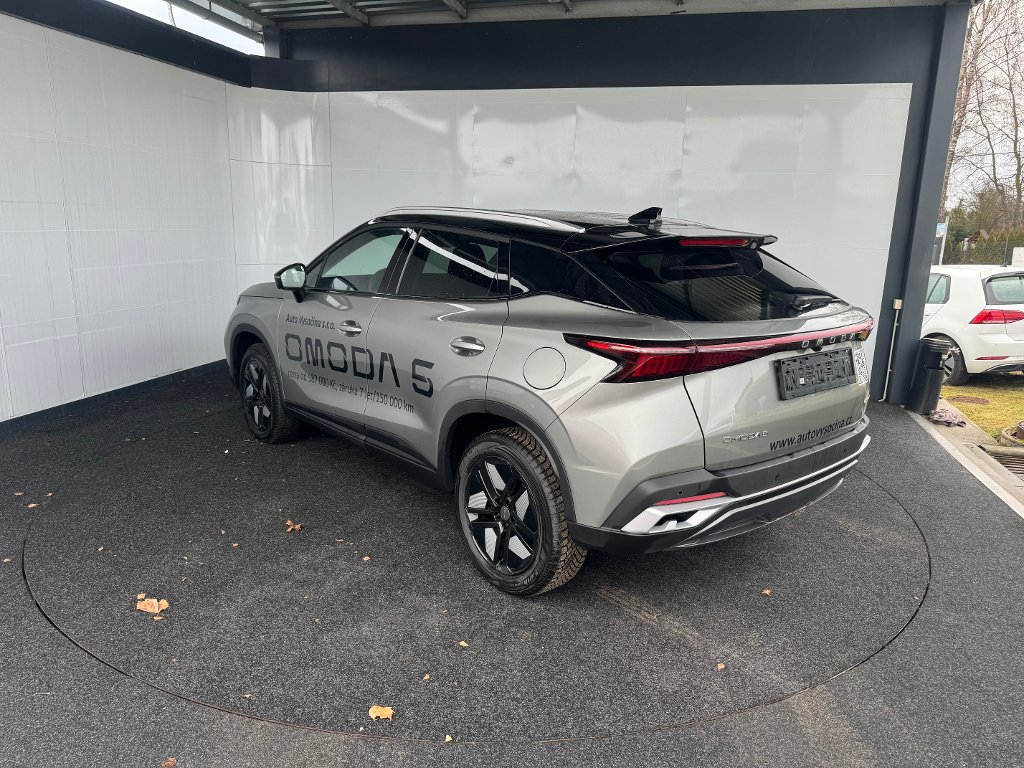 OMODA 5