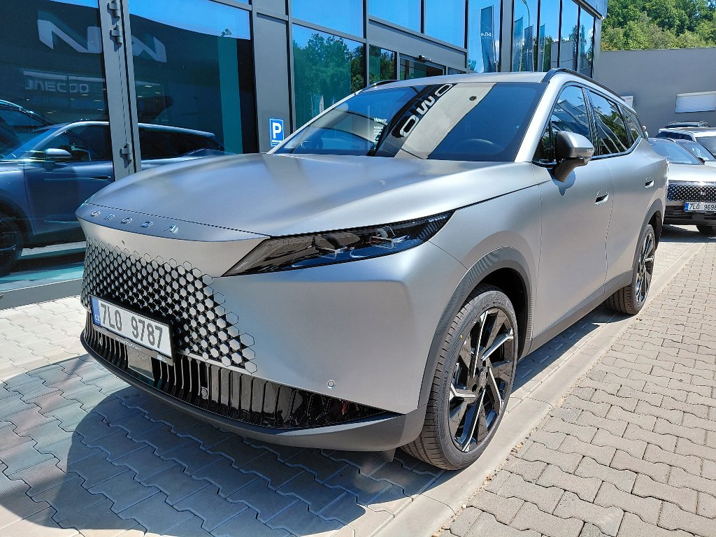 OMODA 7 SHS