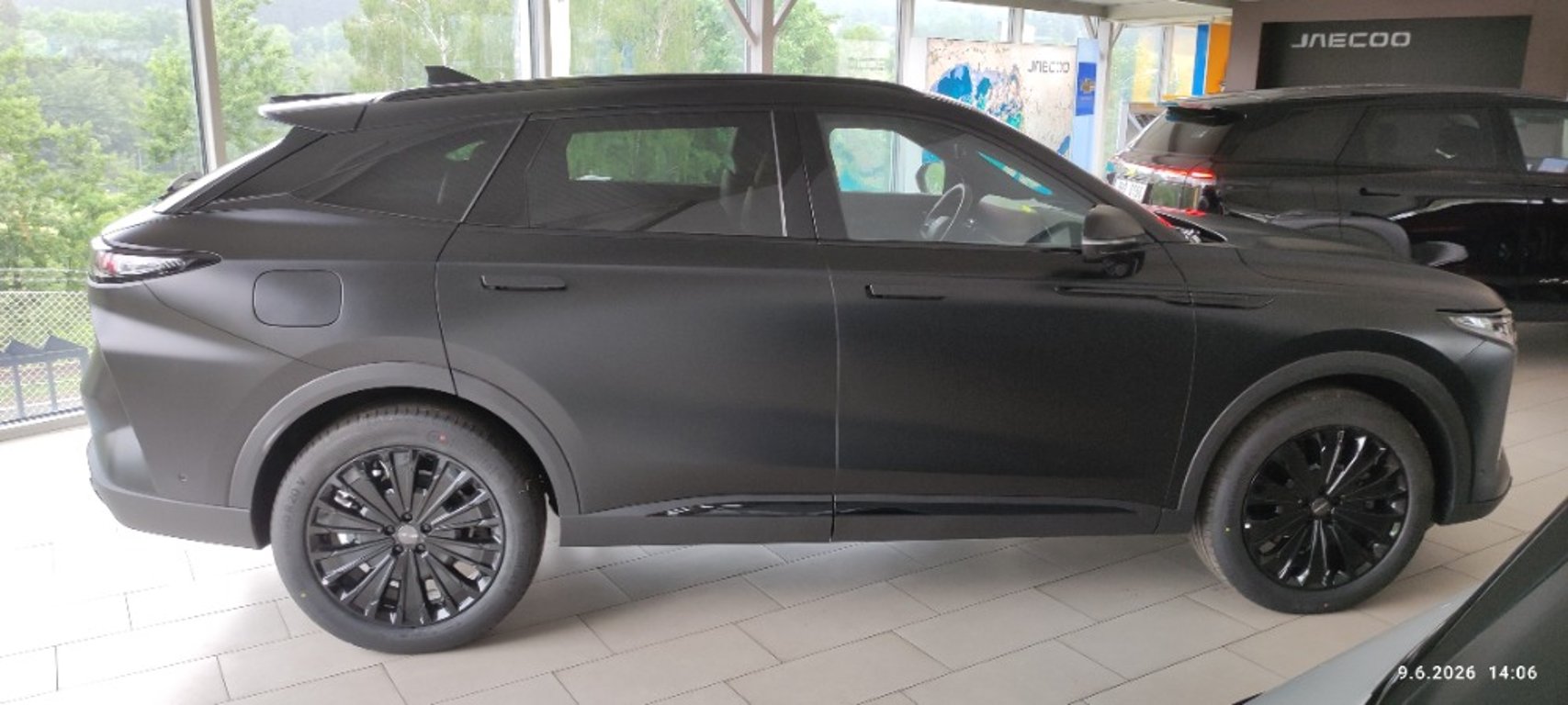 OMODA 9 SHS