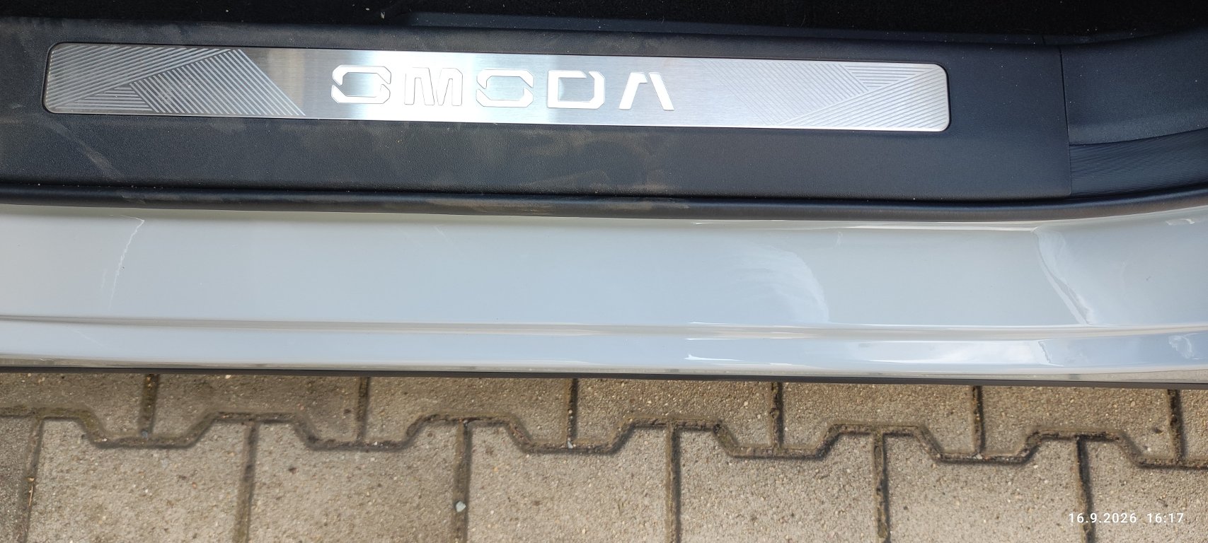 Vozidlo OMODA 9 SHS-P