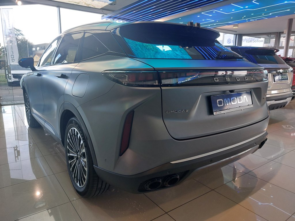 Vozidlo OMODA 9 SHS