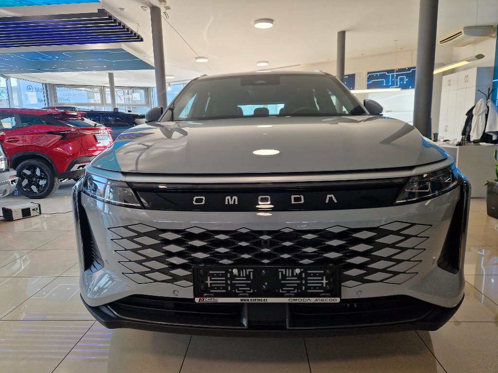 Vozidlo OMODA 9 SHS