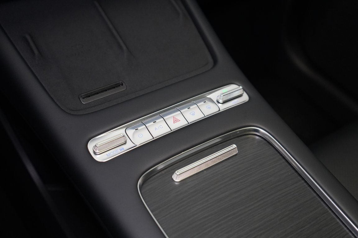 Vozidlo OMODA 7 SHS-P