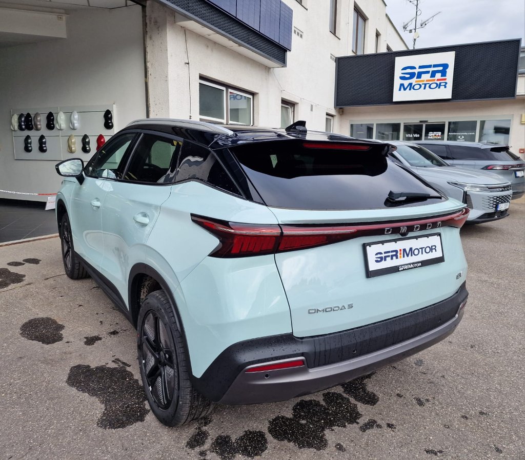 OMODA 5 EV