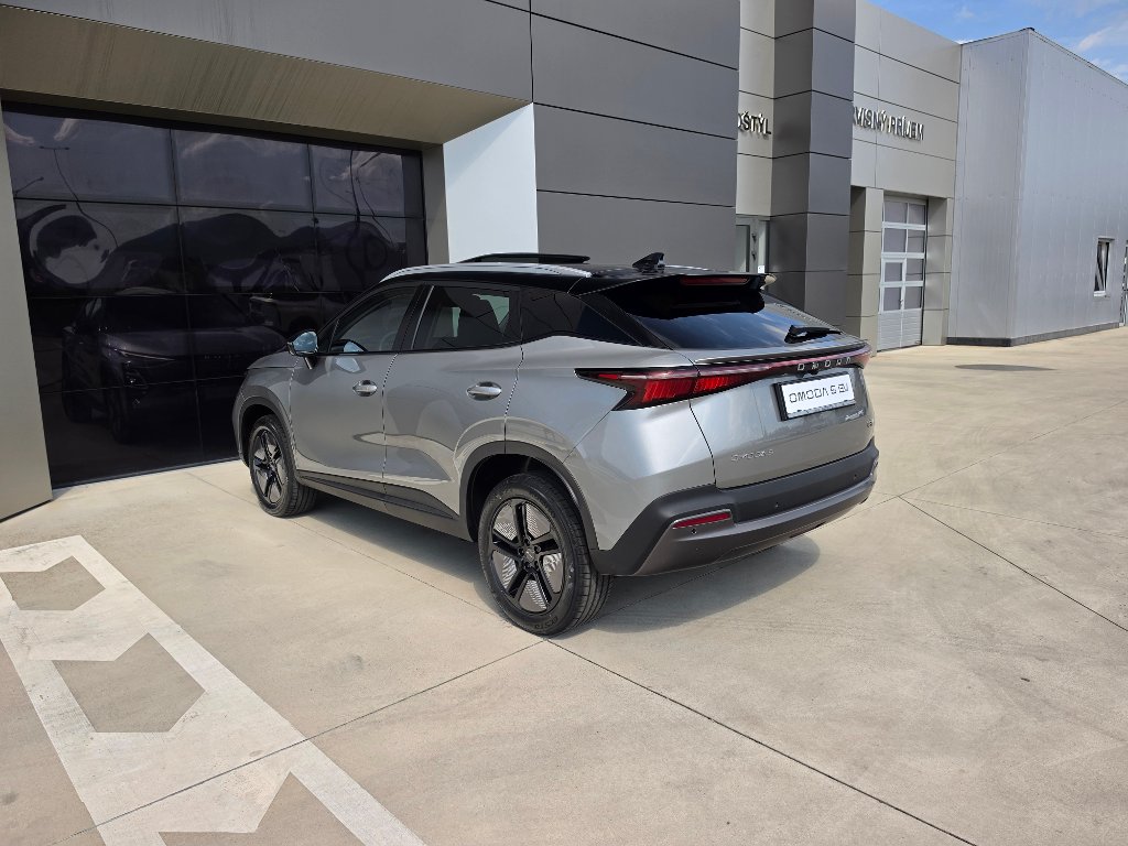OMODA 5 EV