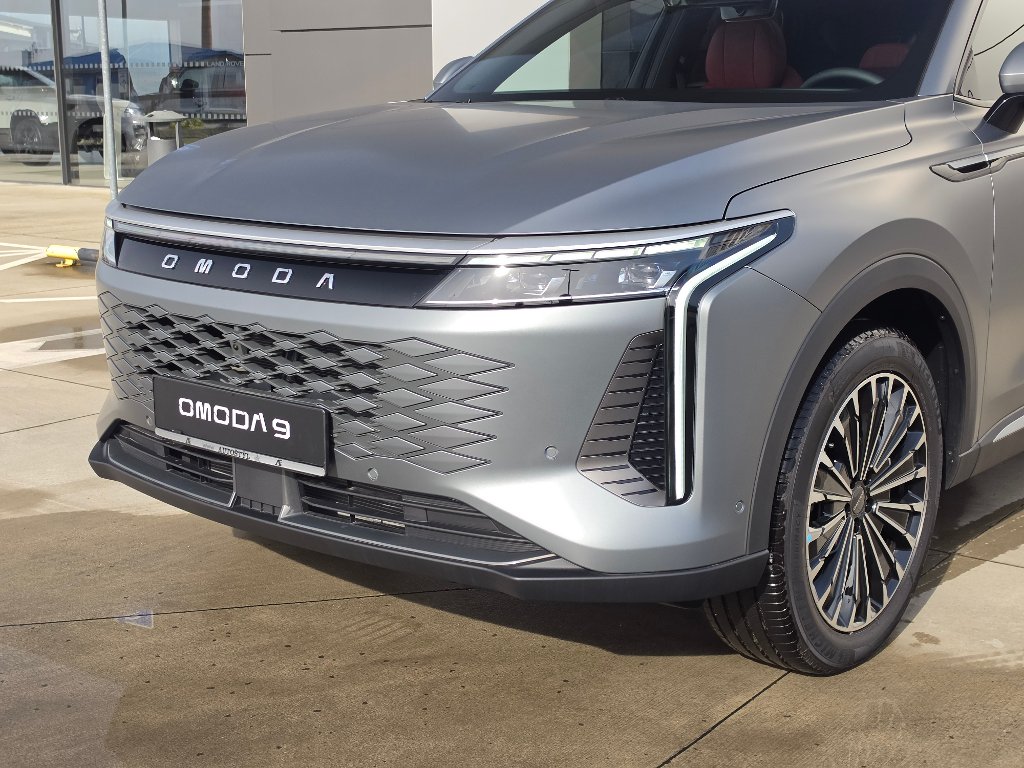 OMODA 9 SHS