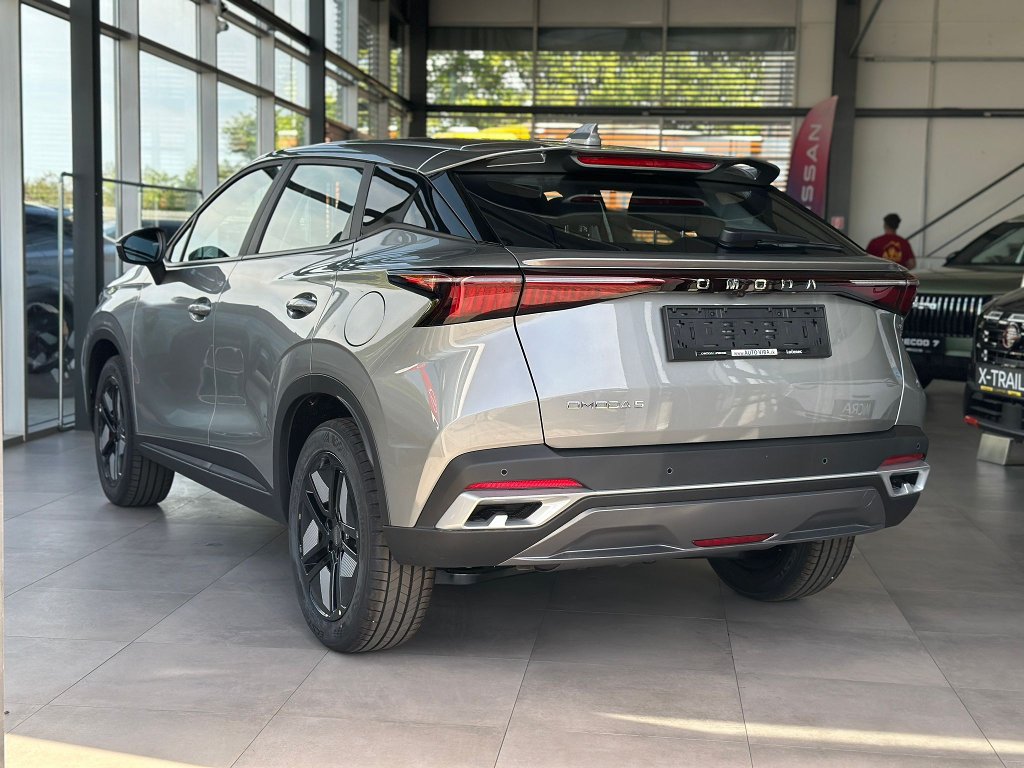 OMODA 5