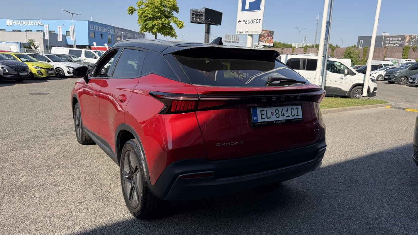 OMODA 5 EV
