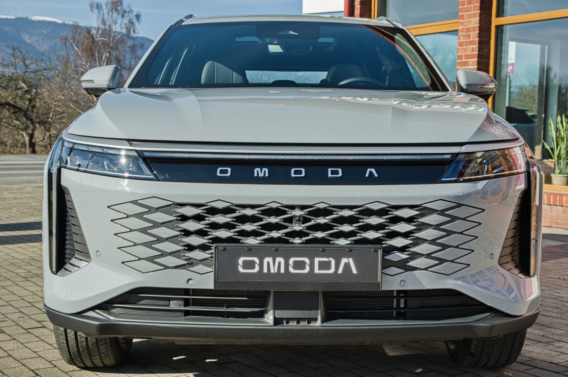 OMODA 9 SHS