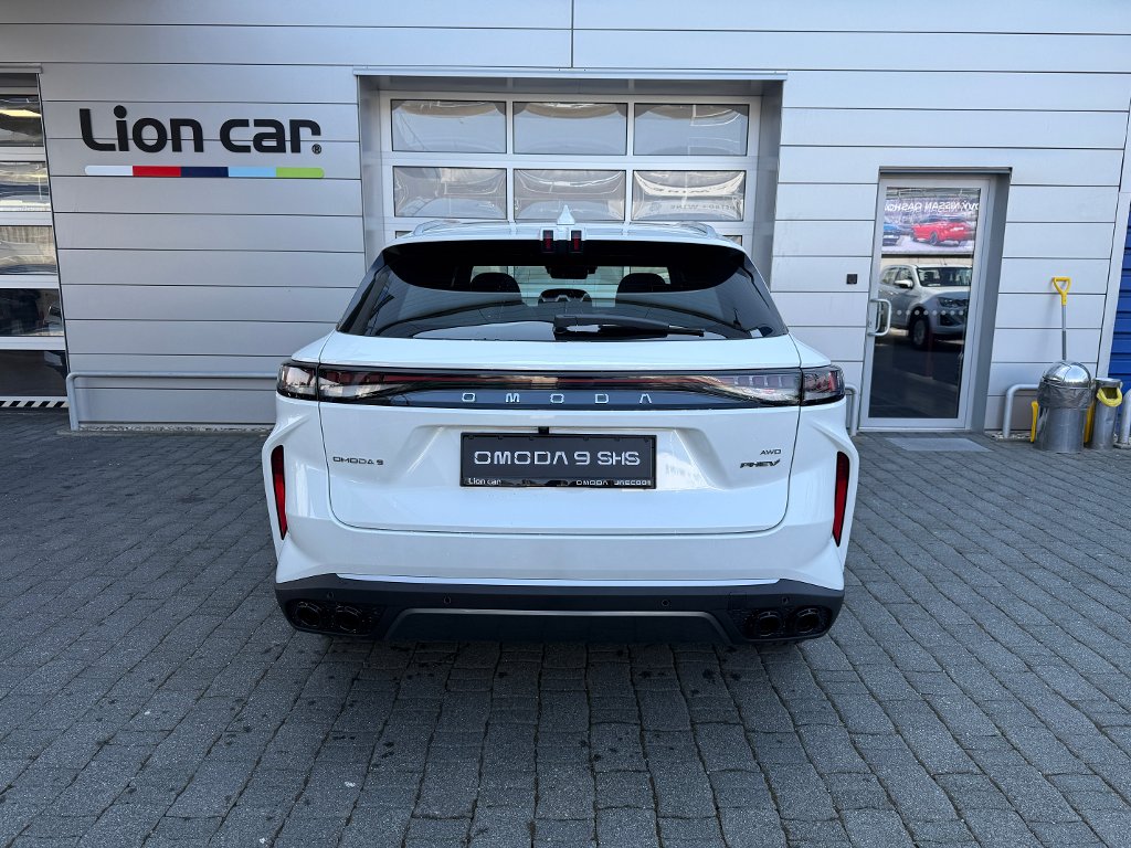 Vozidlo OMODA 9 SHS