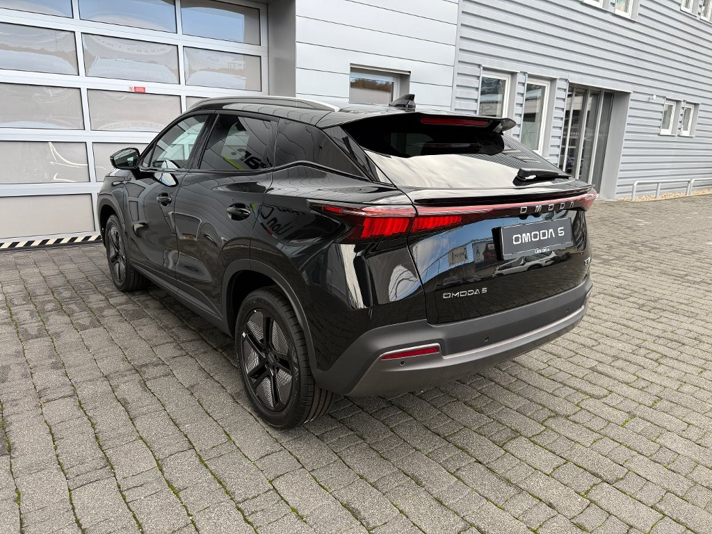 OMODA 5 EV