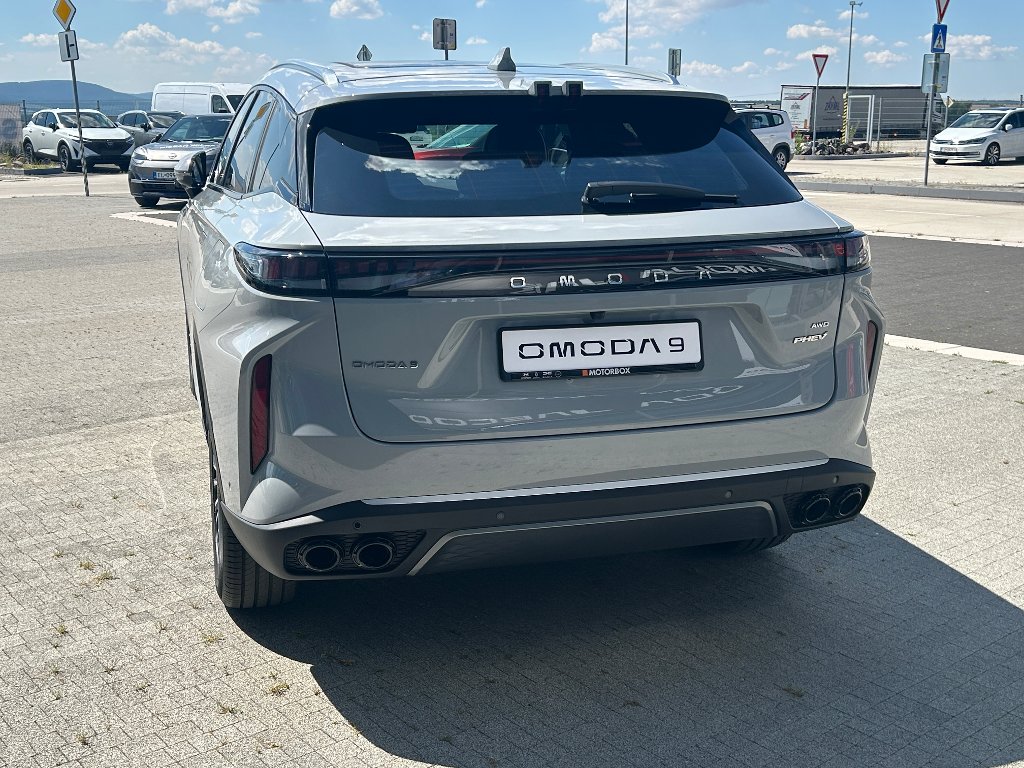 OMODA 9 SHS