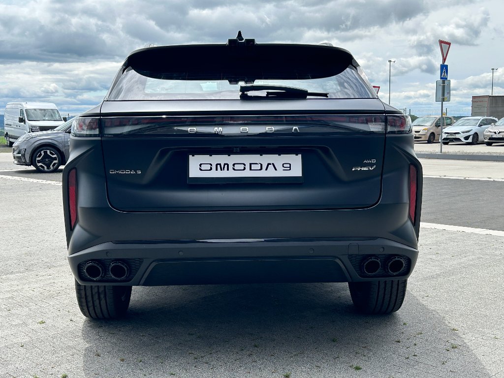 OMODA 9 SHS
