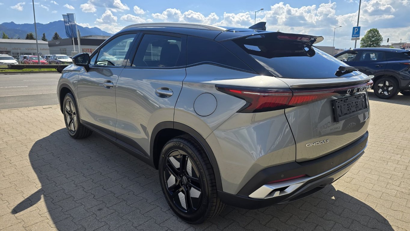 OMODA 5