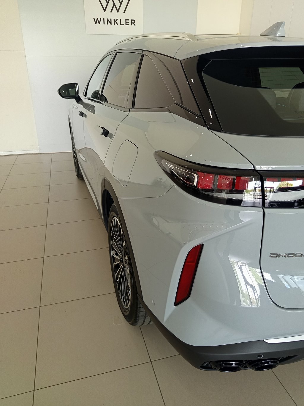 Vozidlo OMODA 9 SHS