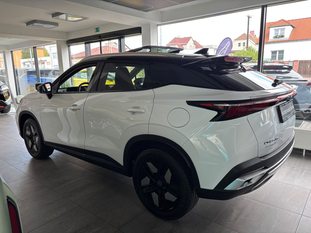 OMODA 5