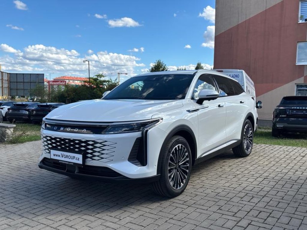 Vozidlo OMODA 9 SHS